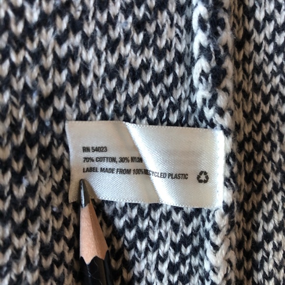 Button down cardigan - Picture 5 of 7